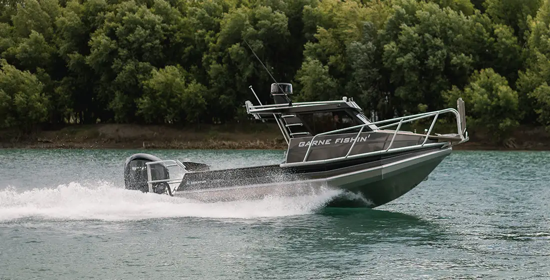 RH 650 Cabin Cruiser | Senator Boats